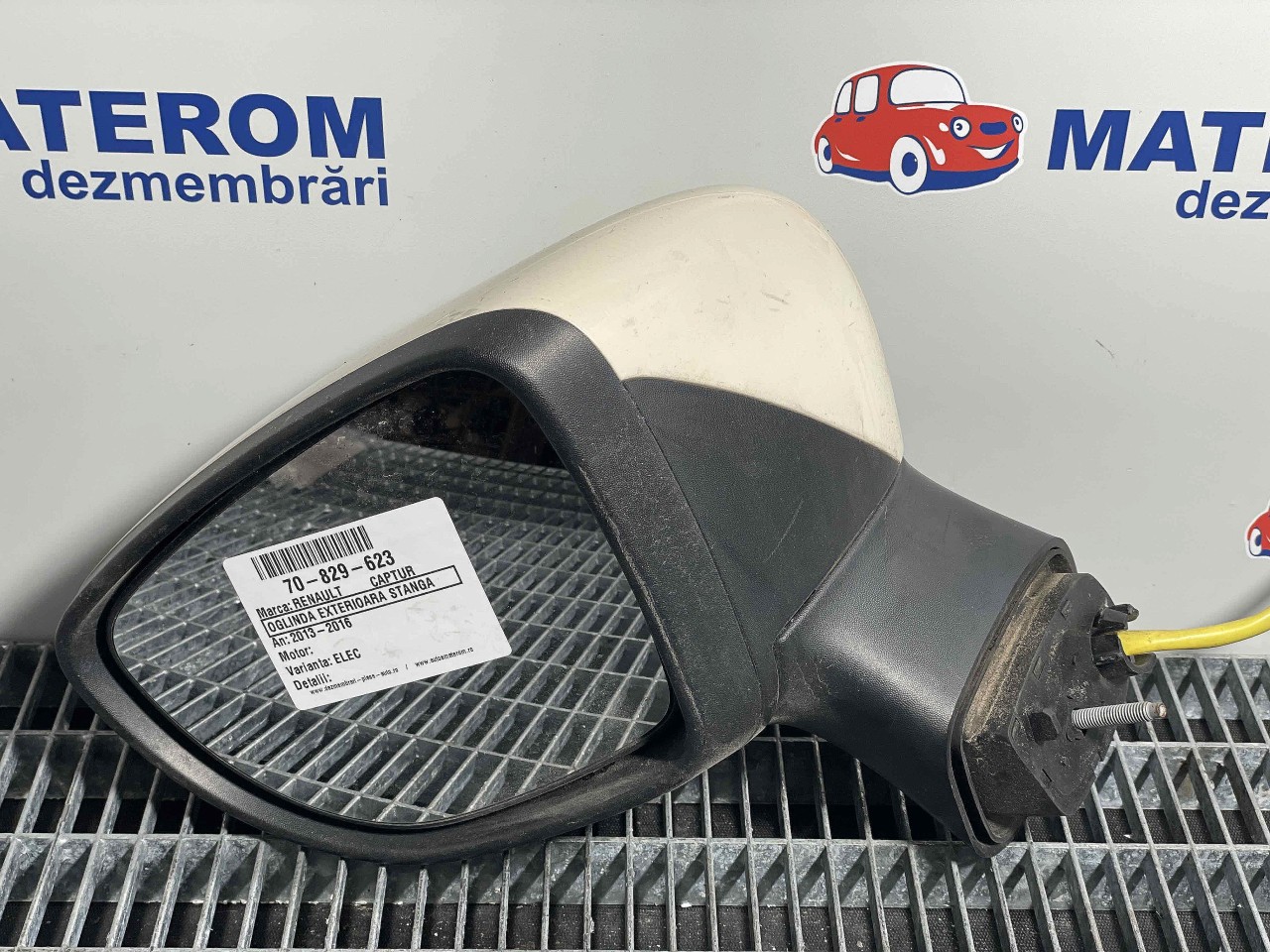 OGLINDA EXTERIOARA STANGA RENAULT CAPTUR CAPTUR - - (2013 2016)
