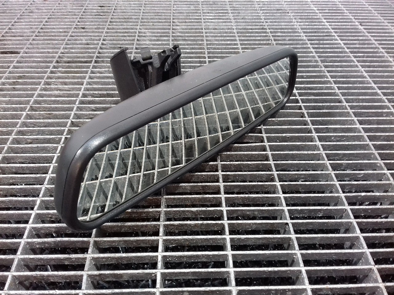 OGLINDA INTERIOARA AUDI A6 - - (2004 2009)