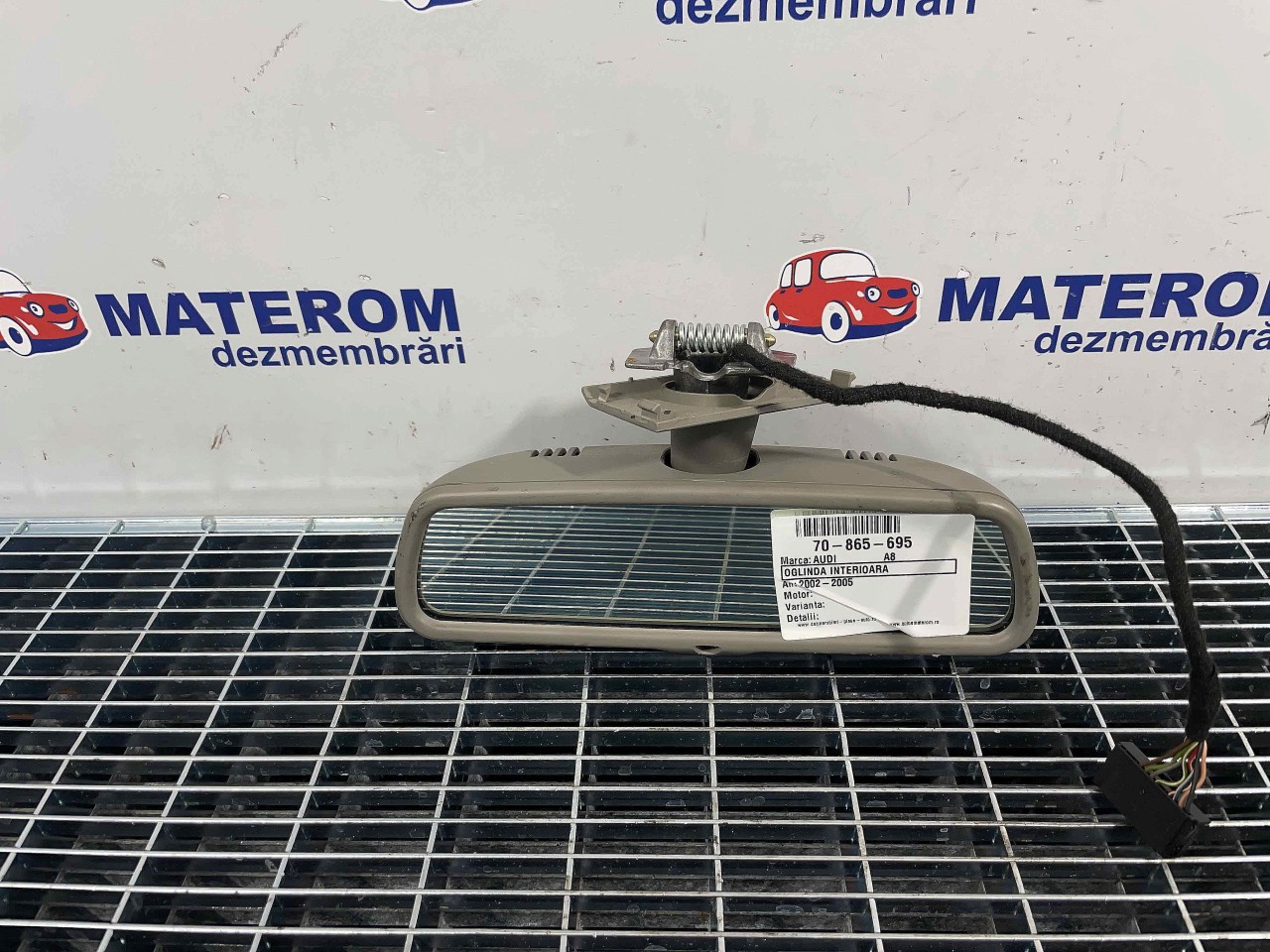 OGLINDA INTERIOARA AUDI A8 - - (2002 2005)