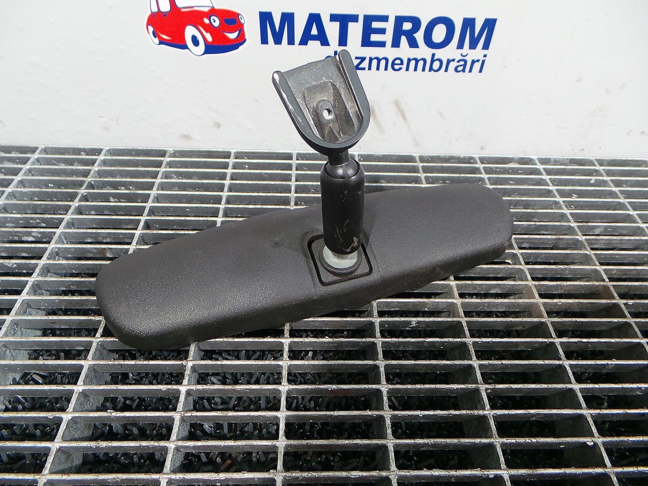 OGLINDA INTERIOARA JEEP CHEROKEE CHEROKEE - - (2003 2008)
