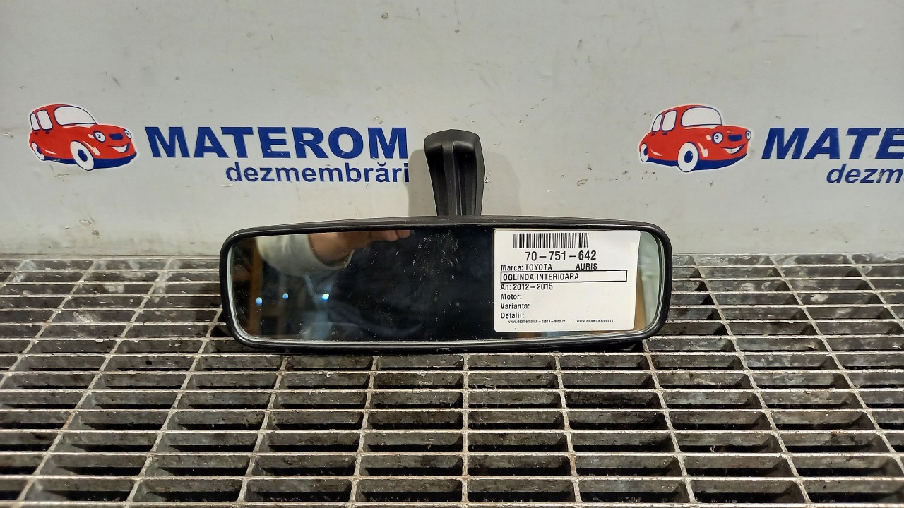 OGLINDA INTERIOARA TOYOTA AURIS - - (2012 2015)