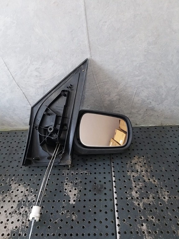 Oglinda manuala dreapta ford fiesta 5 jh jd 3004700