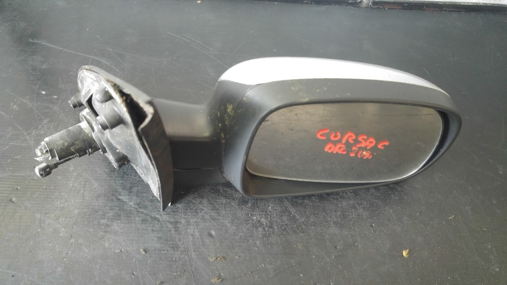 Oglinda manuala dreapta opel corsa c 2 usi e1010676