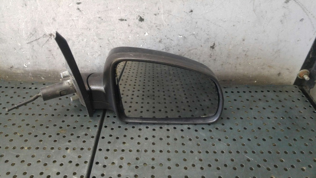 Oglinda manuala dreapta opel meriva a x03 e9014176