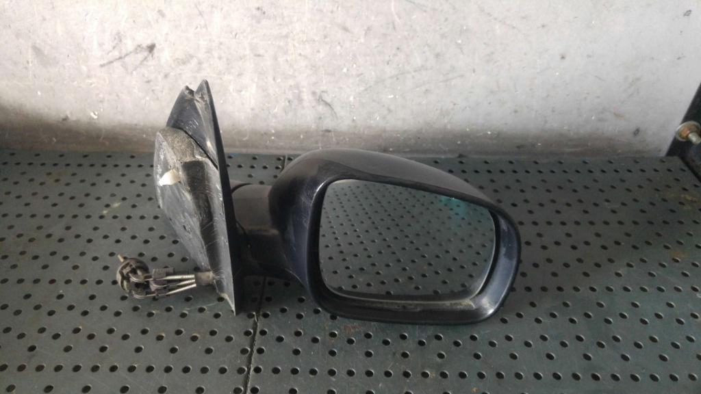 Oglinda manuala dreapta vw lupo 6x1 6e1 057372ae