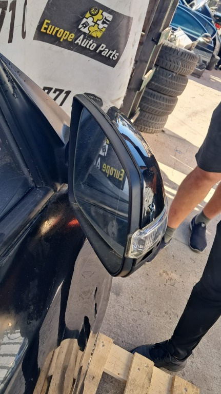 Oglinda rabatabila usa dreapta fata Kia Sorento an 2010