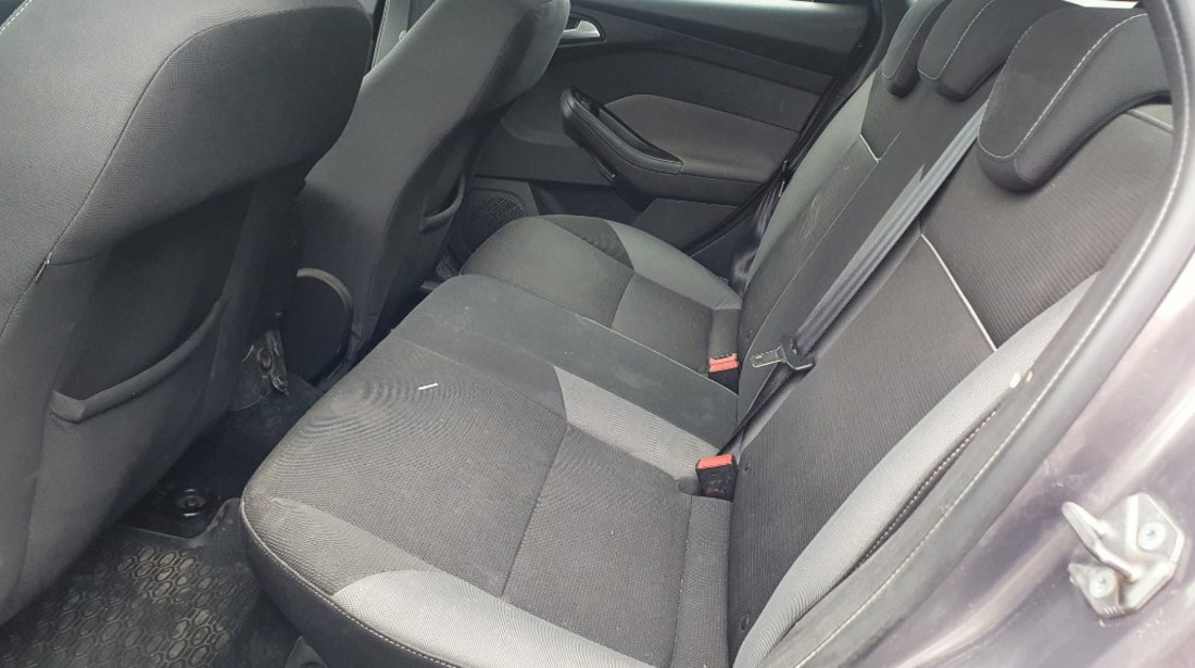 Oglinda retrovizoare interior Ford Focus 3 2012 break 1.6 tdci