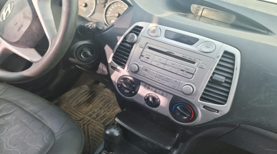 Oglinda retrovizoare interior Hyundai i20 2011 hatchback 1.2 benzina