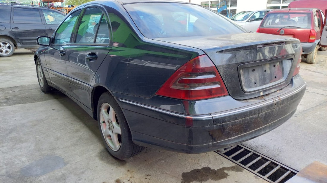 Oglinda retrovizoare interior Mercedes C-Class W203 2002 Berlina 2.2