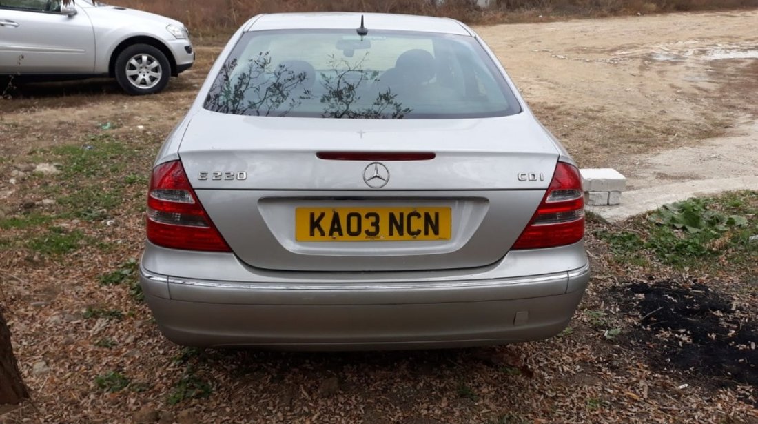 Oglinda retrovizoare interior Mercedes E-CLASS W211 2003 berlina 2.2