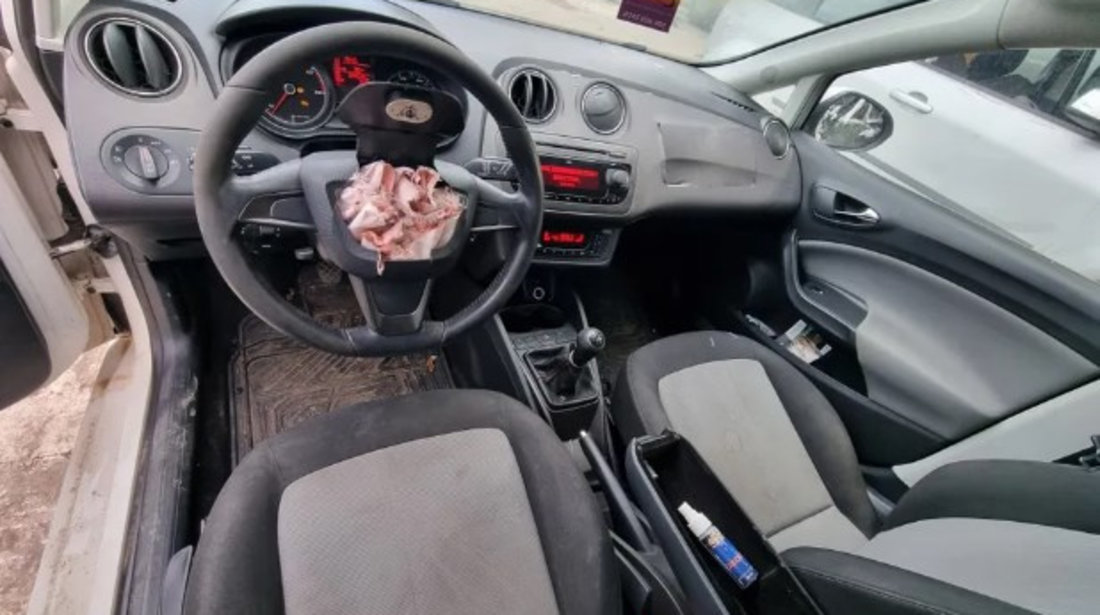 Oglinda retrovizoare interior Seat Ibiza 4 2012 facelift 1.2 tdi