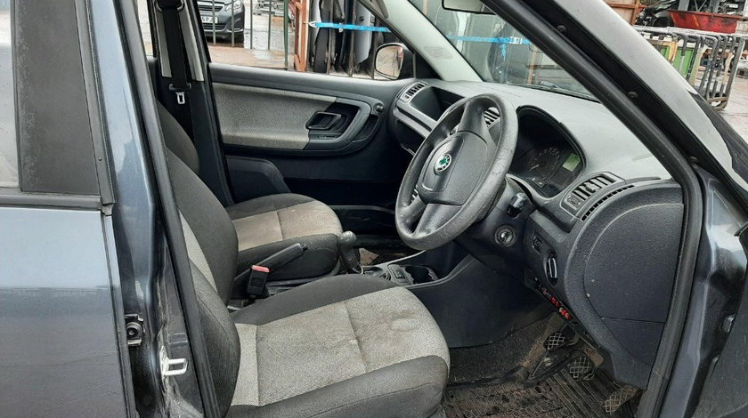 Oglinda retrovizoare interior Skoda Fabia 2 2012 Break 1.6 TDI