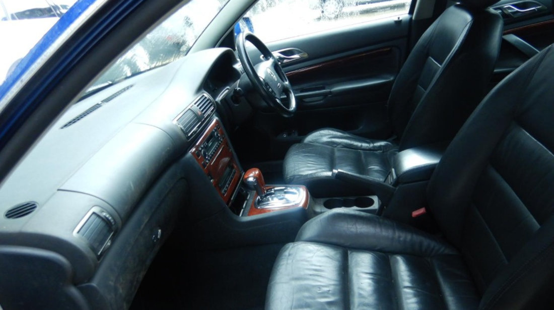 Oglinda retrovizoare interior Skoda Superb 2003 Berlina 2.5 Motorina