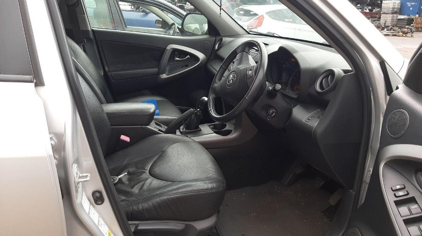 Oglinda retrovizoare interior Toyota RAV 4 2007 SUV 2.2d-4D