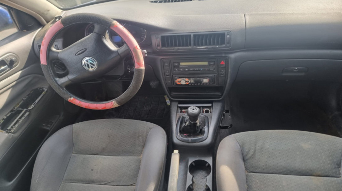Oglinda retrovizoare interior Volkswagen Passat B5 2005 sedan/berlina 1.9 diesel