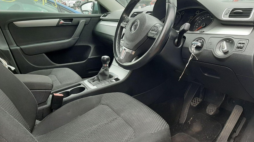 Oglinda retrovizoare interior Volkswagen Passat B7 2011 SEDAN 1.6 TDI