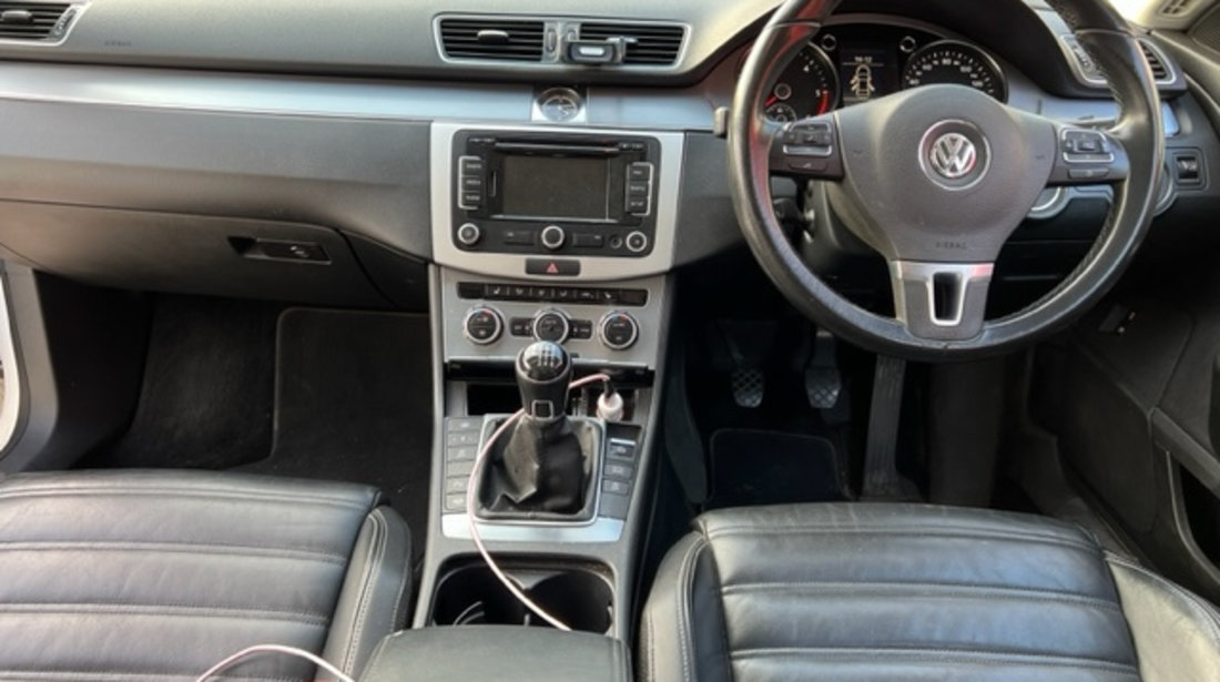 Oglinda retrovizoare interior Volkswagen Passat CC SEDAN 2.0 TDI an fab. 2014