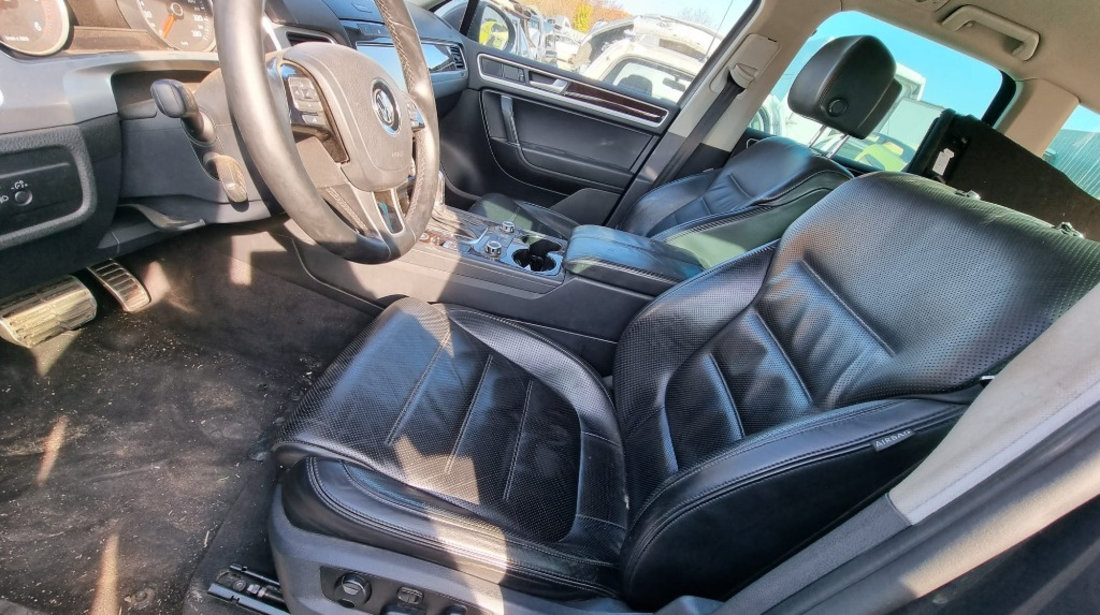 Oglinda retrovizoare interior Volkswagen Touareg 7P 2012 4x4 4.2 tdi CKDA