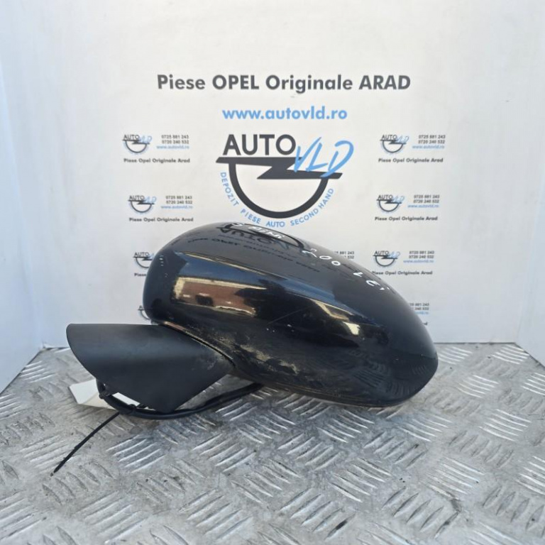 Oglinda stanga 5 pini Opel Corsa D 2006-2010
