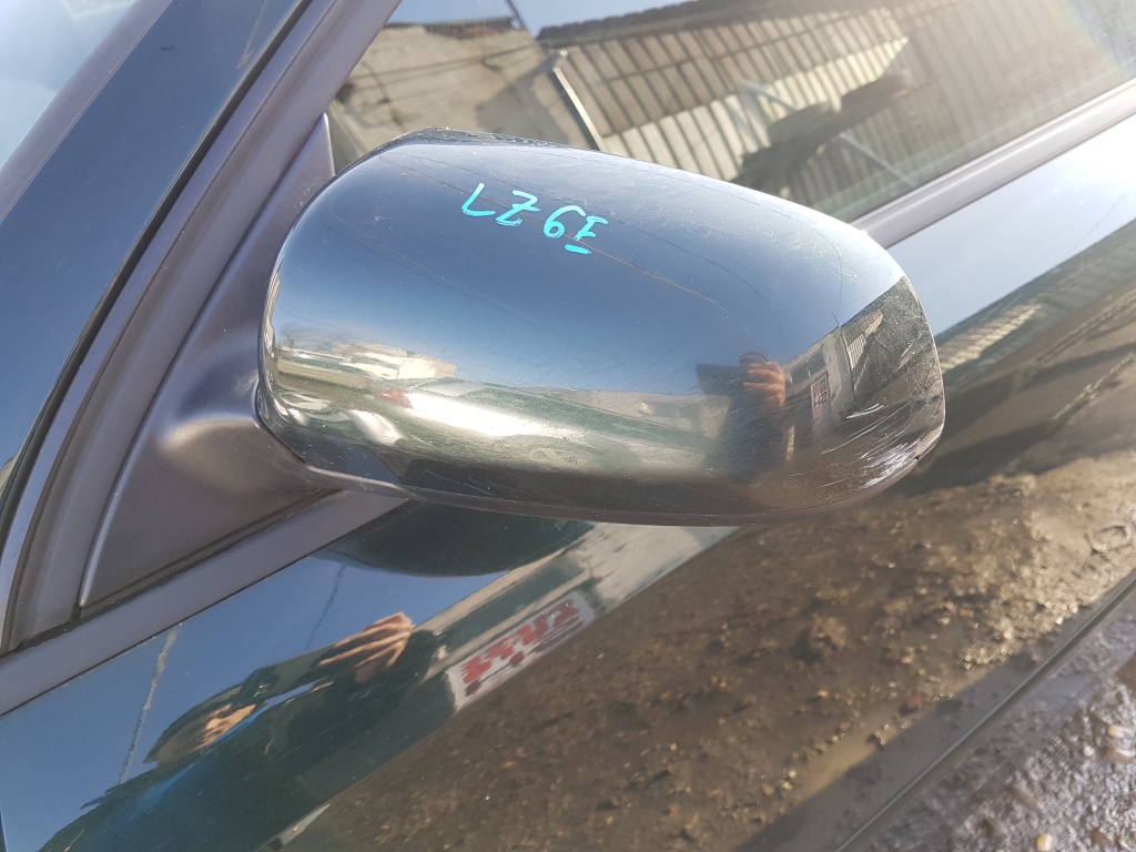 Oglinda Stanga Audi A4 B6 2000 - 2004 Cod Culoare LZ6E