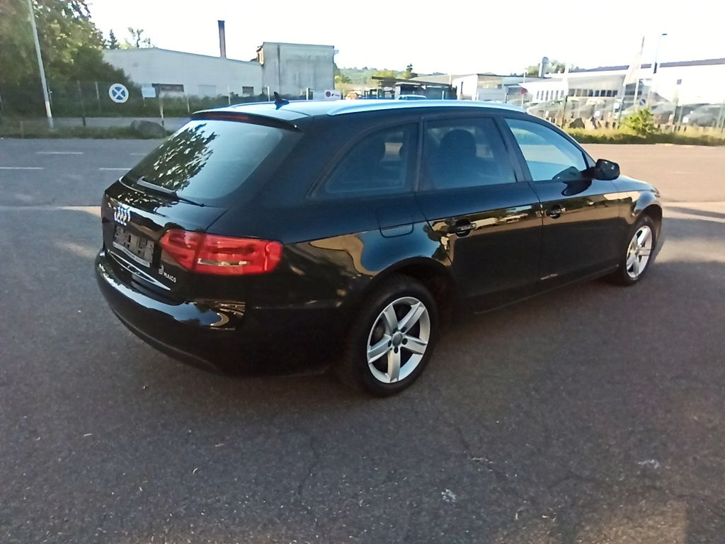 Oglinda stanga Audi A4 B8 2.0 TDI 2009 2010 2011 2012 2013