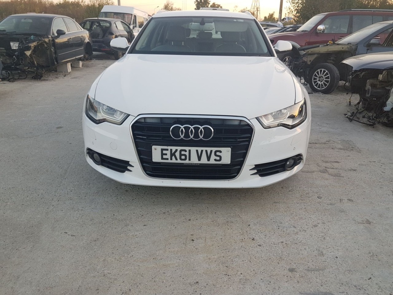 Oglinda stanga completa Audi A6 4G C7 2012 variant 2.0 tdi