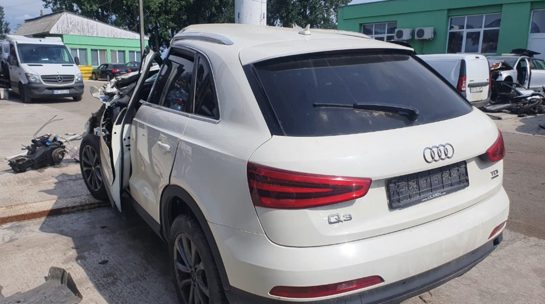 Oglinda stanga completa Audi Q3 2014 4x4 2.0 tdi cfgc