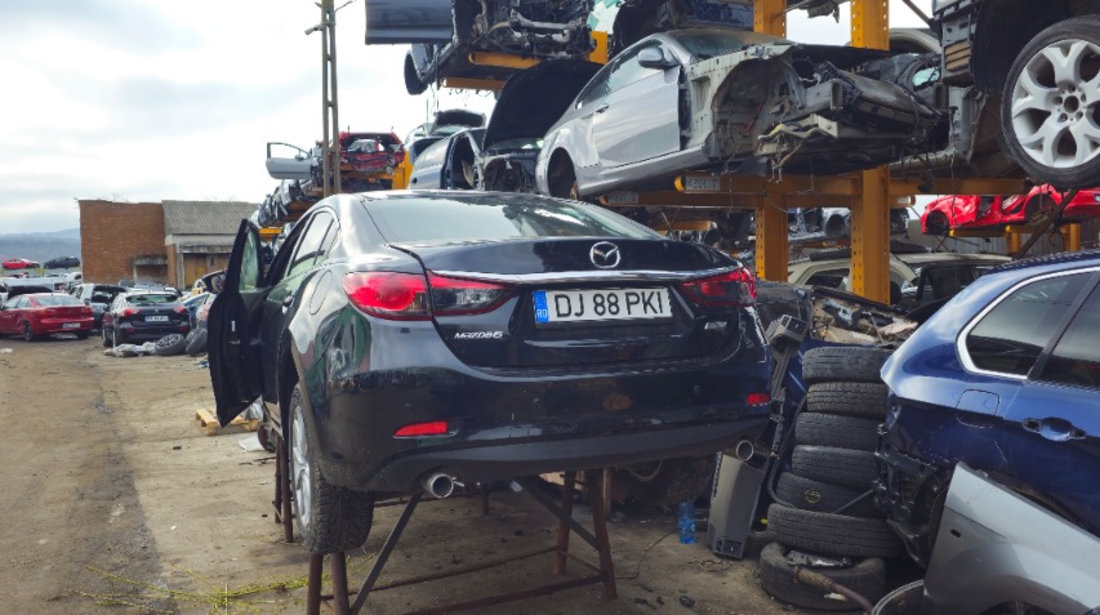 Oglinda stanga completa Mazda 6 2013 berlina 2.2 SHY1