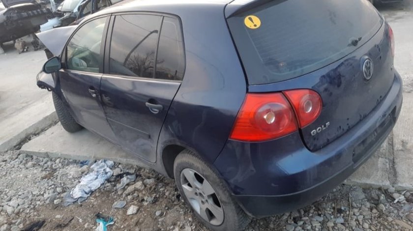 Oglinda stanga completa Volkswagen Golf 5 2008 hatchback 1.9 tdi