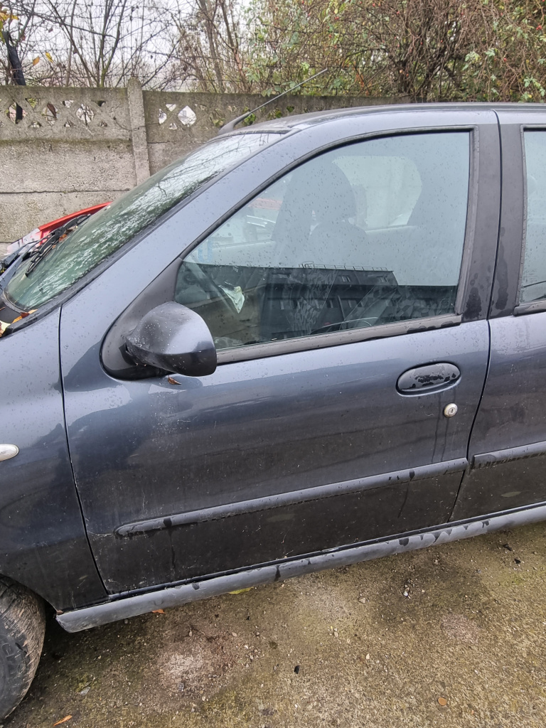 Oglinda stanga cu rabatare manuala si reglaj electric Fiat Albea 2005, 5 PINI