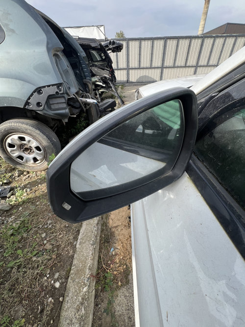 Oglinda stanga cu rabatare manuala si reglaj electric Audi A3 8V Berlina 1.6 2017, CU ÎNCĂLZIRE / ...