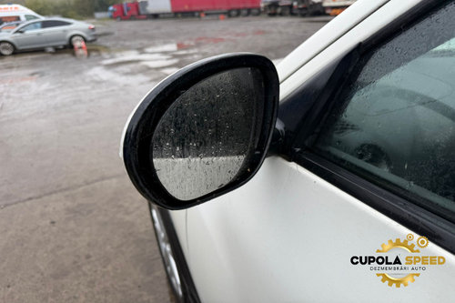 Oglinda stanga culoare 326 Brilliant White Nissan Juke YF15 [2010 - 2014]