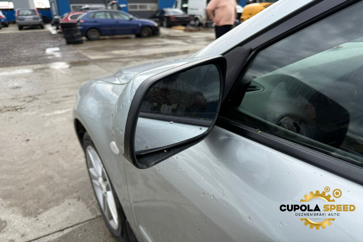 Oglinda stanga (de Europa ) Mazda 6 GG [facelift] [2005 - 2007] 2.0cidt RF7J