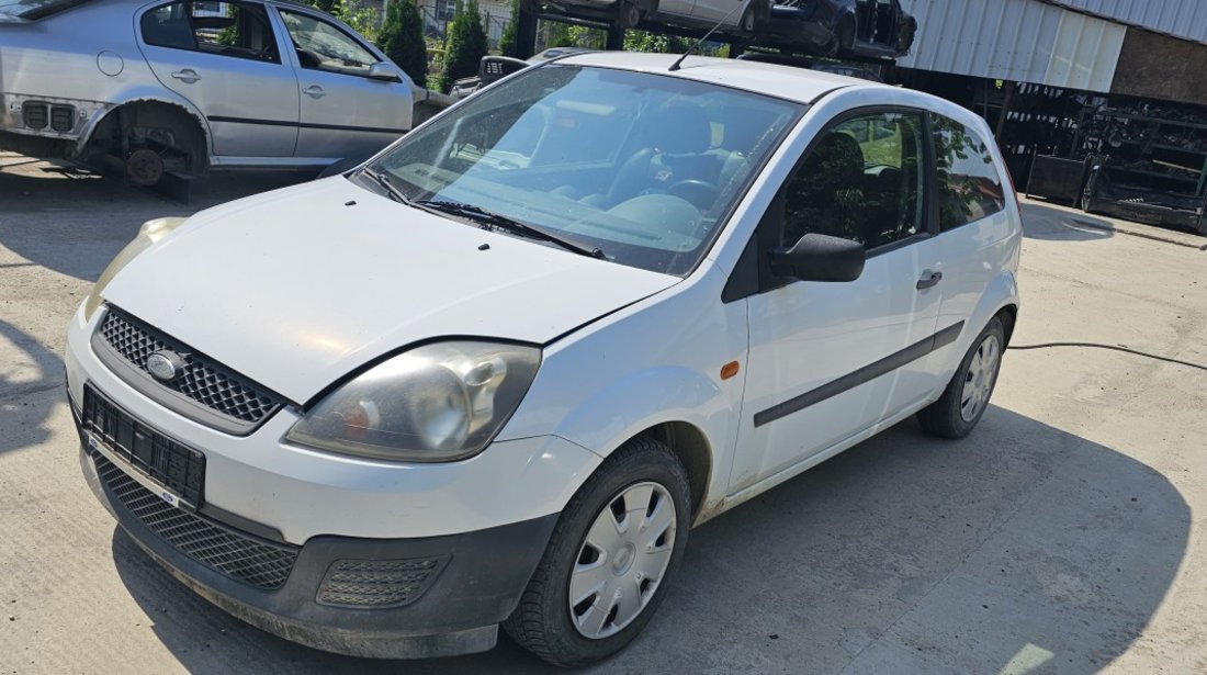 Oglinda stanga / dreapta ford Fiesta 5 2003 2004 2005 2006 2007