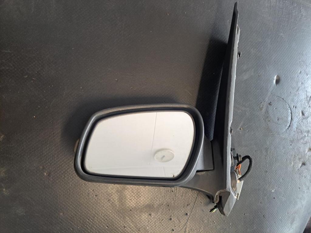 Oglinda stanga Ford C Max - COD 1 3007741 015847 2123