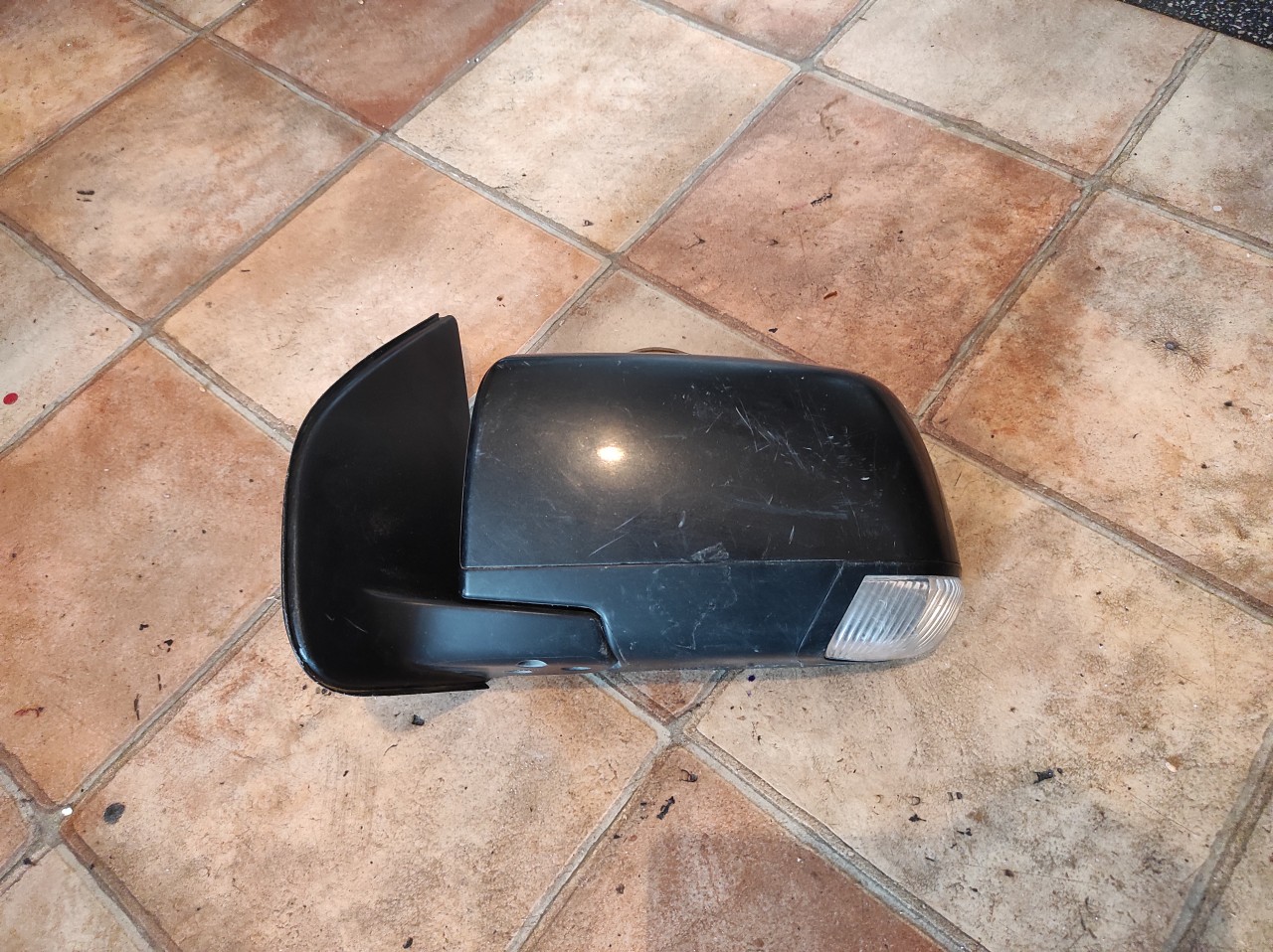 Oglinda stanga Isuzu D-Max (2012-2018) cod E11 026791