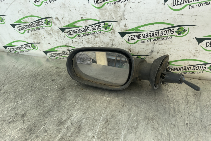 Oglinda stanga manuala E20103017 / E2 0103017 Dacia Logan [2004 - 2008] MCV 1.5 dci MT (84 hp)