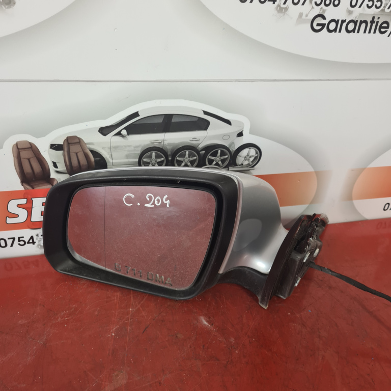 Oglinda stanga Mercedes-Benz C-Class (2007->) [W204] 2.2 Motorina 2007