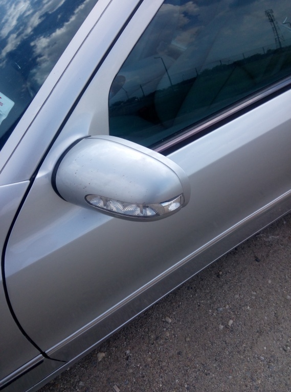 Oglinda stanga mercedes e220 e270 e320 w211