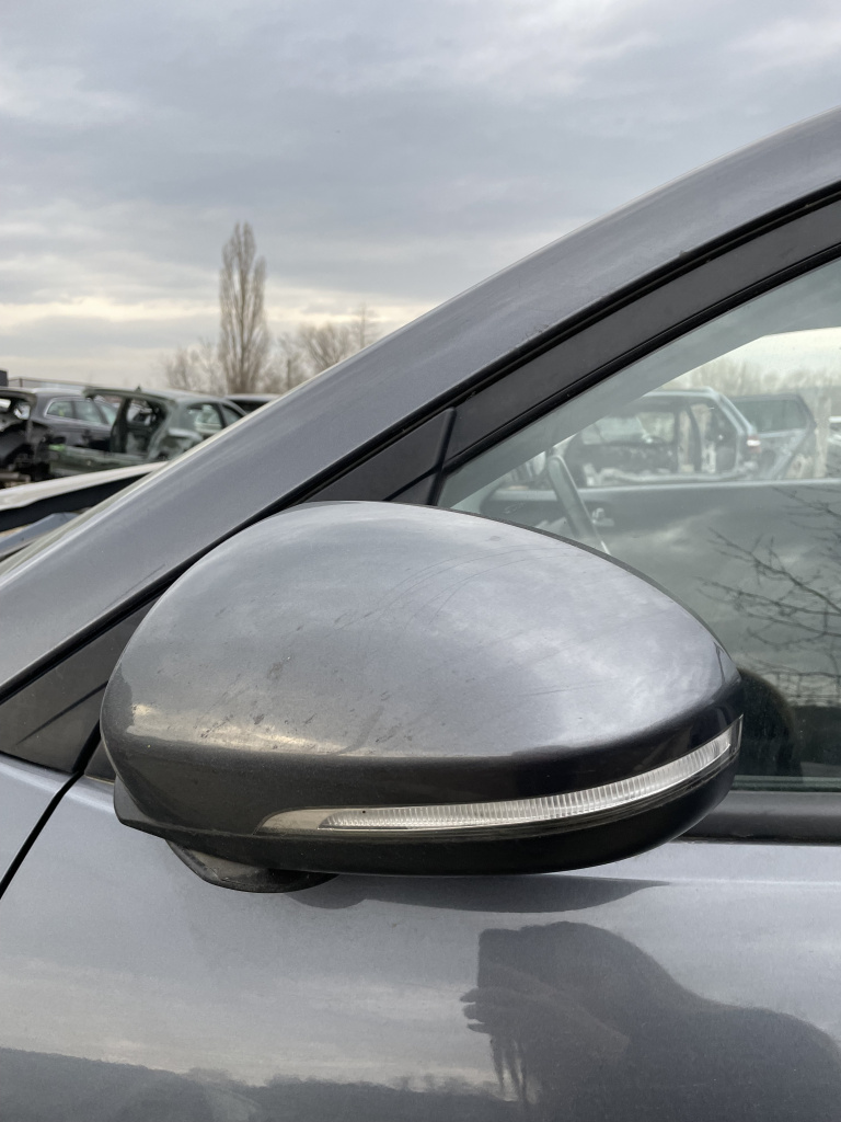 Oglinda stanga rabatare electrica Hyundai Tucson 1.7 Motorina 2017, 8 PINI