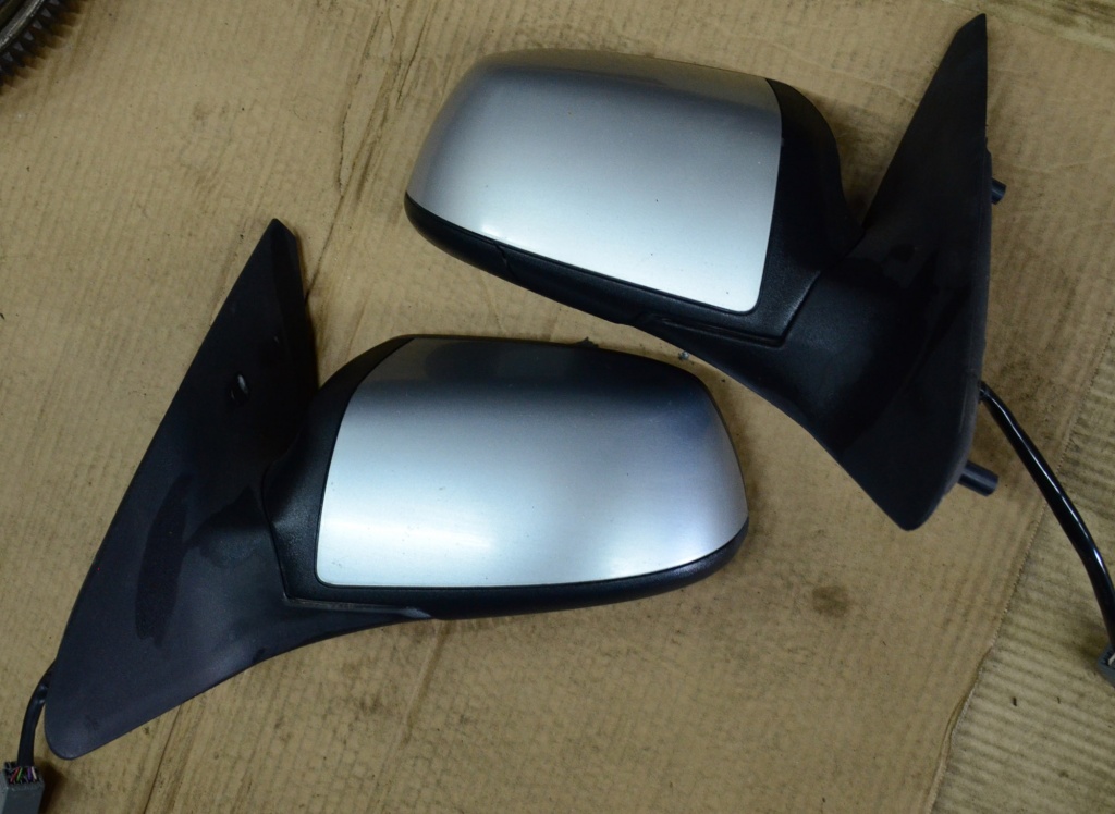 Oglinda stanga sau dreapta rabatabila Ford Mondeo MK3