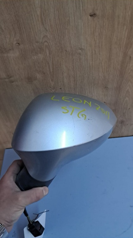 Oglinda stanga Seat Leon an fabricatie 2011