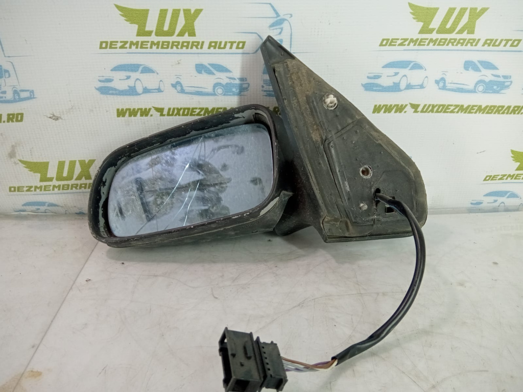 Oglinda stanga Volkswagen VW Golf 4 [1997 - 2006] 1.6 benzina BCB