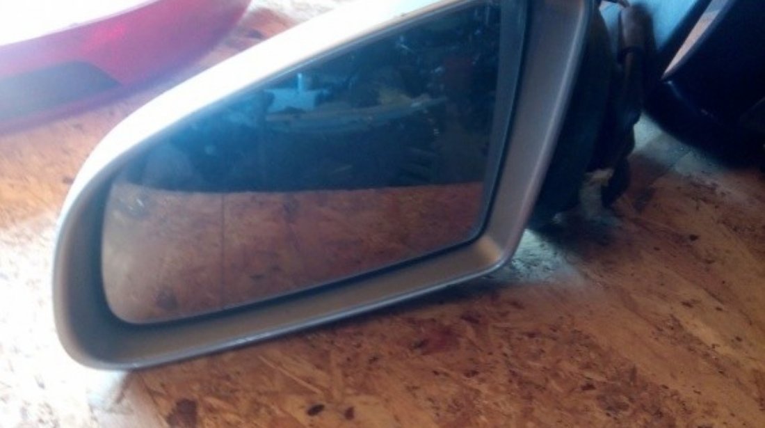 Oglinda stanga VW golf 5