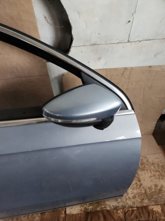 Oglinda usa dreapta fata Vw Passat B7 combi 2010 2011 2012 2013 2014