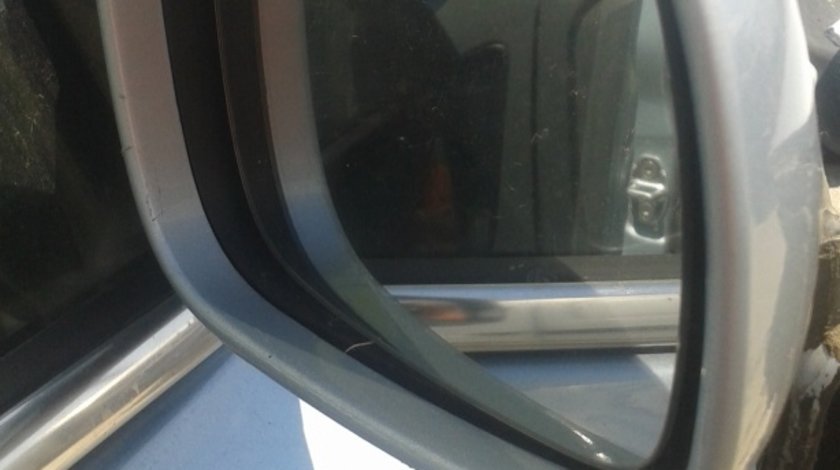 Oglinda vw passat 2.5, 150cp, 2002