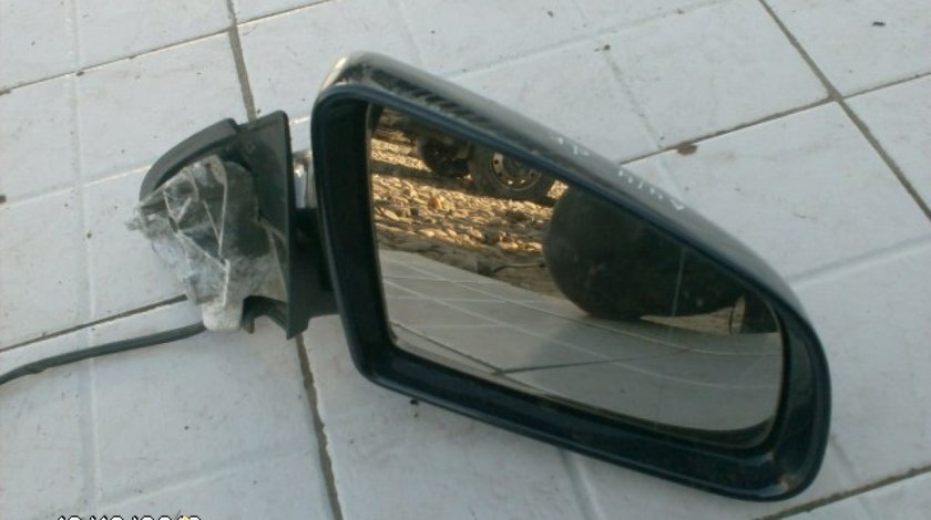 Oglinzi retrovizoare Audi A4