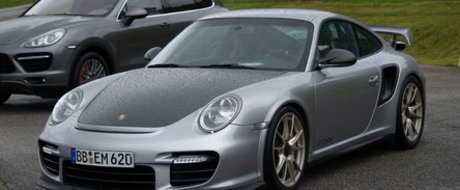 Oh, damn! Porsche 911 GT2 RS e gata de lansare