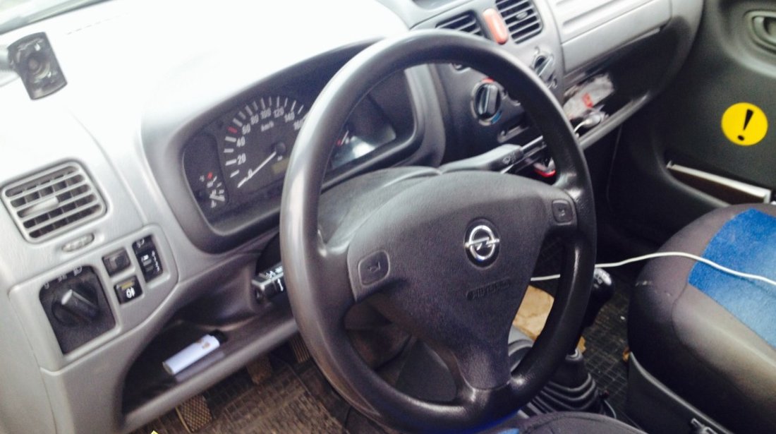 Opel Agila 973