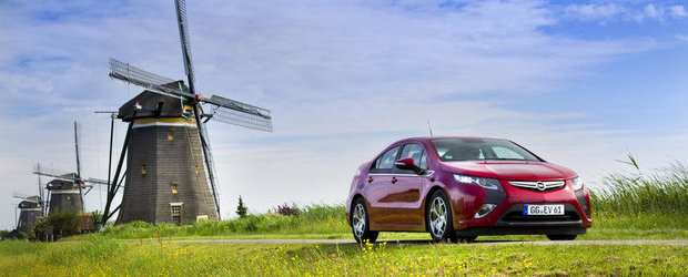 Opel Ampera: livrari catre primii clienti